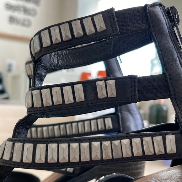 Jeffrey Campbell Heels - Picture 8 of 8